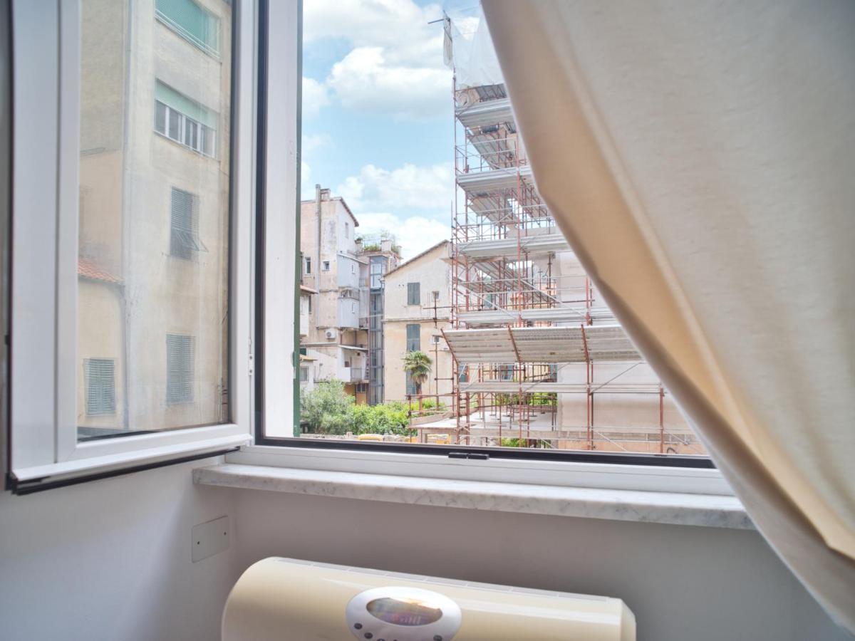 Medusa Apartment - Monolocale Centro 菲纳莱利古雷 外观 照片